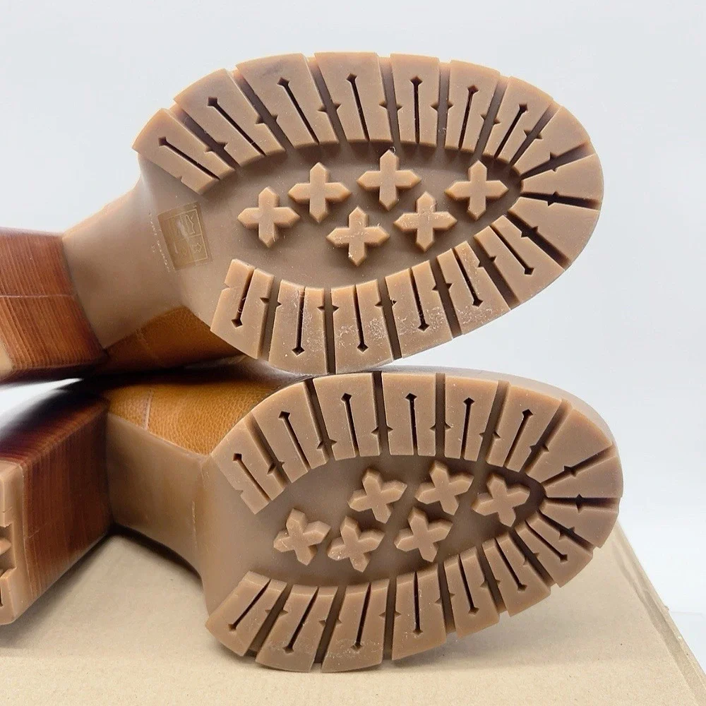 Tory Burch ariat bittersweet